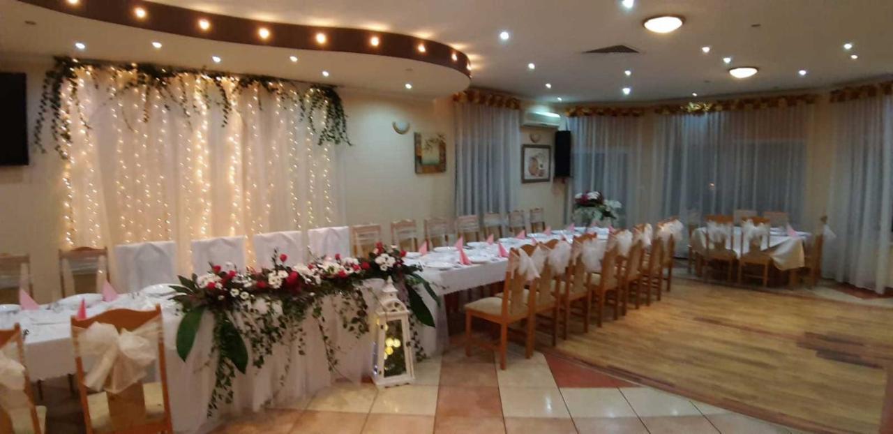 Pasja Hotel Kwidzyn Ngoại thất bức ảnh